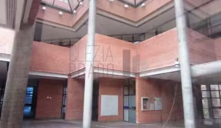 Prédio com 50 salas para alugar na Chácara Santo Antônio, São Paulo , 6468 m2 por R$ 194.900