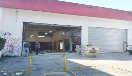 Barracão / Galpão / Depósito com 10 salas à venda no Capão Redondo, São Paulo , 1000 m2 por R$ 7.928.000