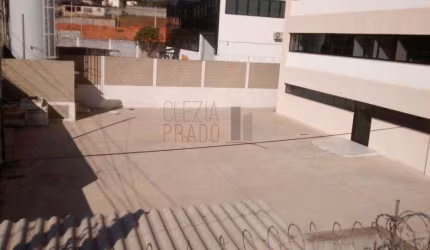 Barracão / Galpão / Depósito com 5 salas para alugar no Jardim da Glória, Cotia , 2100 m2 por R$ 44.010