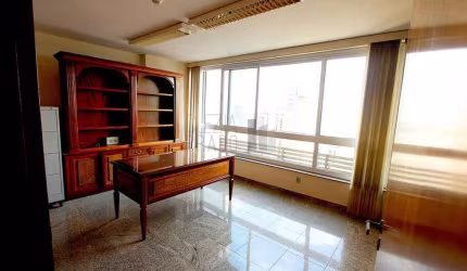 Ponto comercial com 1 sala para alugar em Cerqueira César, São Paulo , 43 m2 por R$ 2.520