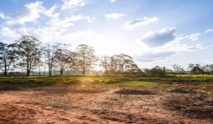 Terreno comercial para alugar no Alvarenga, São Bernardo do Campo  por R$ 109.900