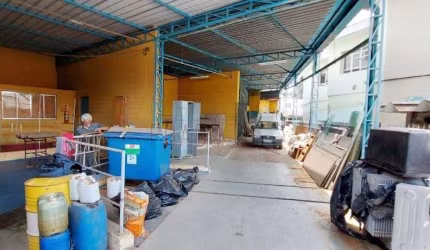 Barracão / Galpão / Depósito com 5 salas para alugar no Jardim Marajoara, São Paulo , 340 m2 por R$ 9.900