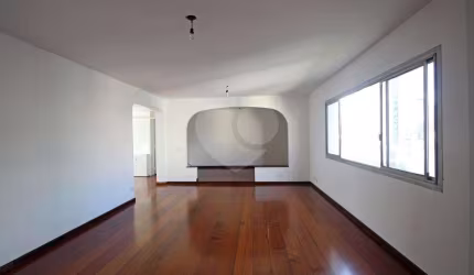 Apartamento com 2 quartos à venda em Jardim Paulista - SP