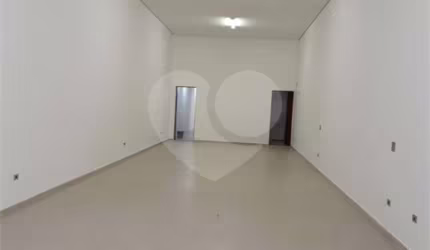 Prédio inteiro à venda em Pinheiros - SP