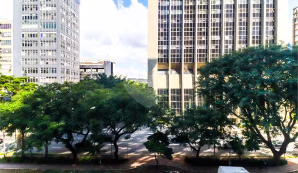 Apartamento com 3 quartos à venda em Jardim Paulistano - SP
