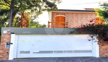 Casa com 4 quartos à venda em Moema - SP