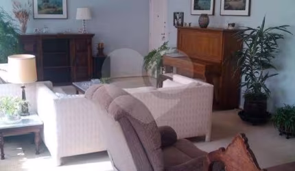 Apartamento com 3 quartos à venda em Cerqueira César - SP