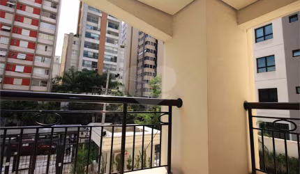 Apartamento com 2 quartos à venda ou para locação em Pinheiros - SP