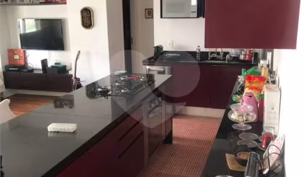 Apartamento à venda ou para locação em Santa Cecília - SP