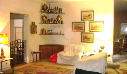 Casa de vila com 4 quartos à venda em Paraíso - SP