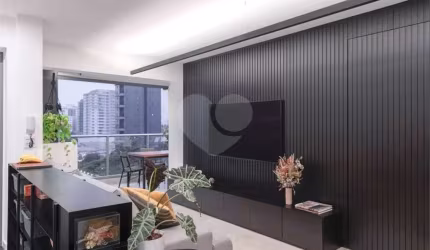 Apartamento com 2 quartos à venda ou para locação em Indianópolis - SP