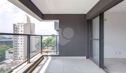 Apartamento com 3 quartos à venda em Pinheiros - SP