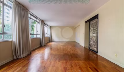 Apartamento com 3 quartos à venda em Higienópolis - SP