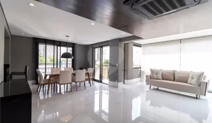 Apartamento com 2 quartos à venda em Moema - SP