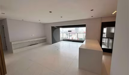 Loja com 2 quartos à venda em Pinheiros - SP