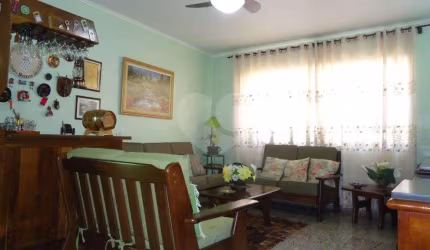 Sobrado com 3 quartos à venda em Vila Ipojuca - SP