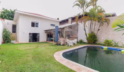 Casa térrea com 4 quartos à venda em Lapa - SP