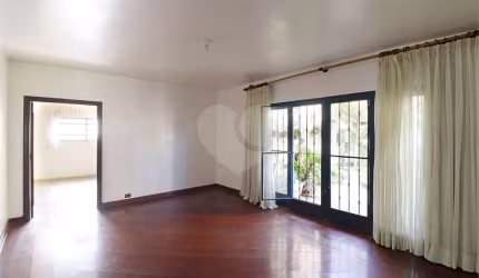 Sobrado com 4 quartos à venda em Vila Madalena - SP