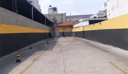 Terreno à venda em Lapa - SP