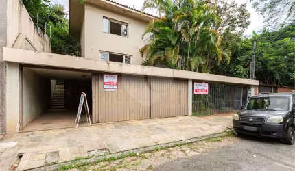 Sobrado com 4 quartos à venda em Sumaré - SP