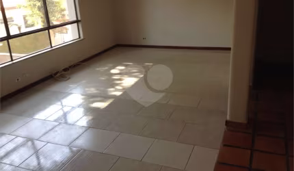Sobrado com 3 quartos à venda em Sumarezinho - SP