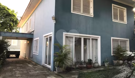 Sobrado com 4 quartos à venda em Vila Madalena - SP