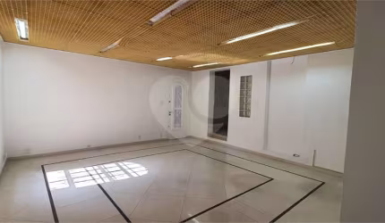 Casa com 1 quartos à venda ou para locação em Lapa - SP