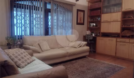 Sobrado com 3 quartos à venda em Vila Hamburguesa - SP