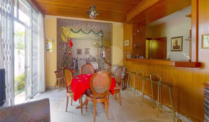 Casa térrea com 3 quartos à venda em Alto De Pinheiros - SP