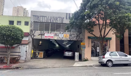 Galpão à venda em Lapa - SP