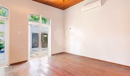 Casa com 3 quartos à venda em Alto De Pinheiros - SP