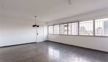 Apartamento com 3 quartos à venda ou para locação em Perdizes - SP