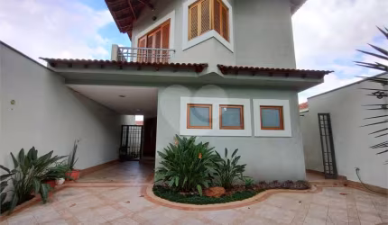 Sobrado com 3 quartos à venda em Vila Romana - SP