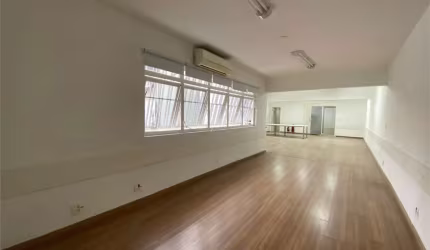 Prédio inteiro à venda ou para locação em Vila Madalena - SP