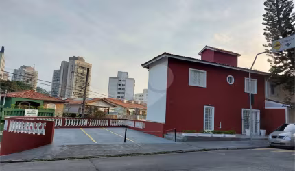 Casa com 3 quartos à venda em Jardim Ester - SP