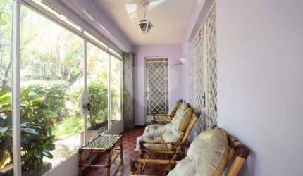 Casa com 6 quartos à venda em Lapa - SP