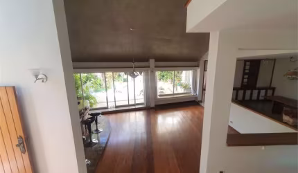 Casa com 3 quartos à venda em Vila Hamburguesa - SP