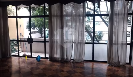 Apartamento com 3 quartos à venda em Higienópolis - SP