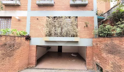 Sobrado com 4 quartos à venda em Pinheiros - SP