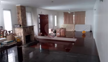 Casa com 4 quartos à venda ou para locação em Vila Romana - SP
