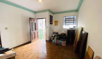 Condomínio com 2 quartos à venda ou para locação em Pinheiros - SP