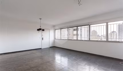 Apartamento com 3 quartos à venda ou para locação em Perdizes - SP