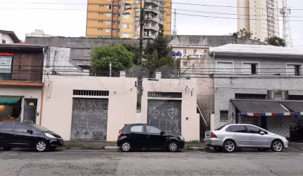 Loja à venda em Vila Gomes - SP