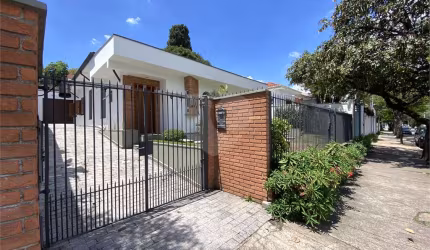 Casa térrea com 3 quartos à venda em Bela Aliança - SP
