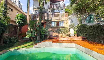 Casa com 4 quartos à venda em Sumarezinho - SP