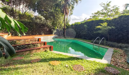 Casa com 4 quartos à venda em Sumarezinho - SP