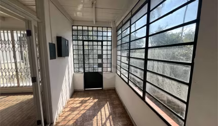 Casa térrea com 3 quartos à venda ou para locação em Vila Madalena - SP