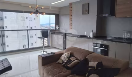 Apartamento com 2 quartos à venda ou para locação em Vila Romana - SP