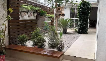 Casa com 6 quartos à venda em Vila Ipojuca - SP