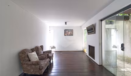 Casa com 4 quartos à venda em Vila Madalena - SP
